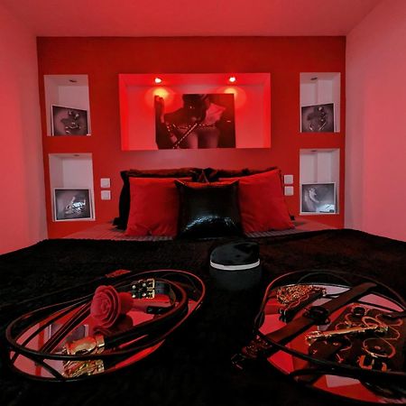 Dark Room Perpignan Aux 50 Nuances Jacuzzi Prive Villeneuve-de-la-Raho Экстерьер фото